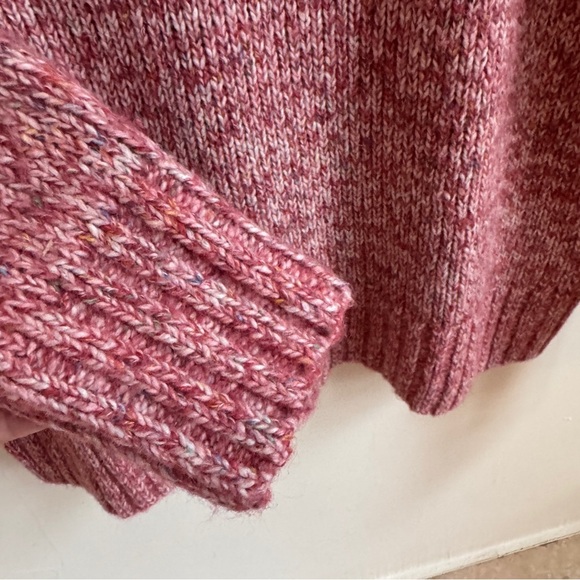 CAbi 4411 Red V Neck Liftoff Pullover Sweater Long Sleeve Womens Size S - Picture 5 of 14